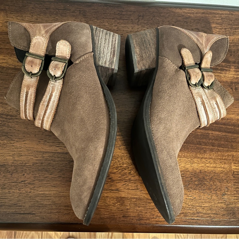 Steve Madden Brown Rascal Booties Size 8 Euc - image 5